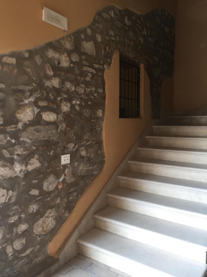 Casa Del Monastero Διαμέρισμα Polpenazze del Garda Εξωτερικό φωτογραφία